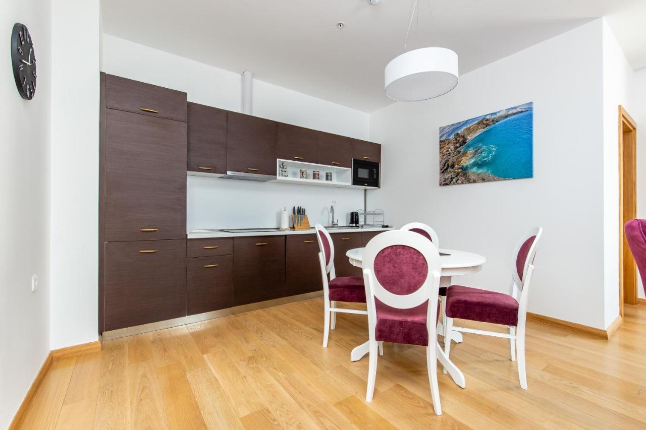 Apartments Lora In Apart-Hotel Budva Kültér fotó