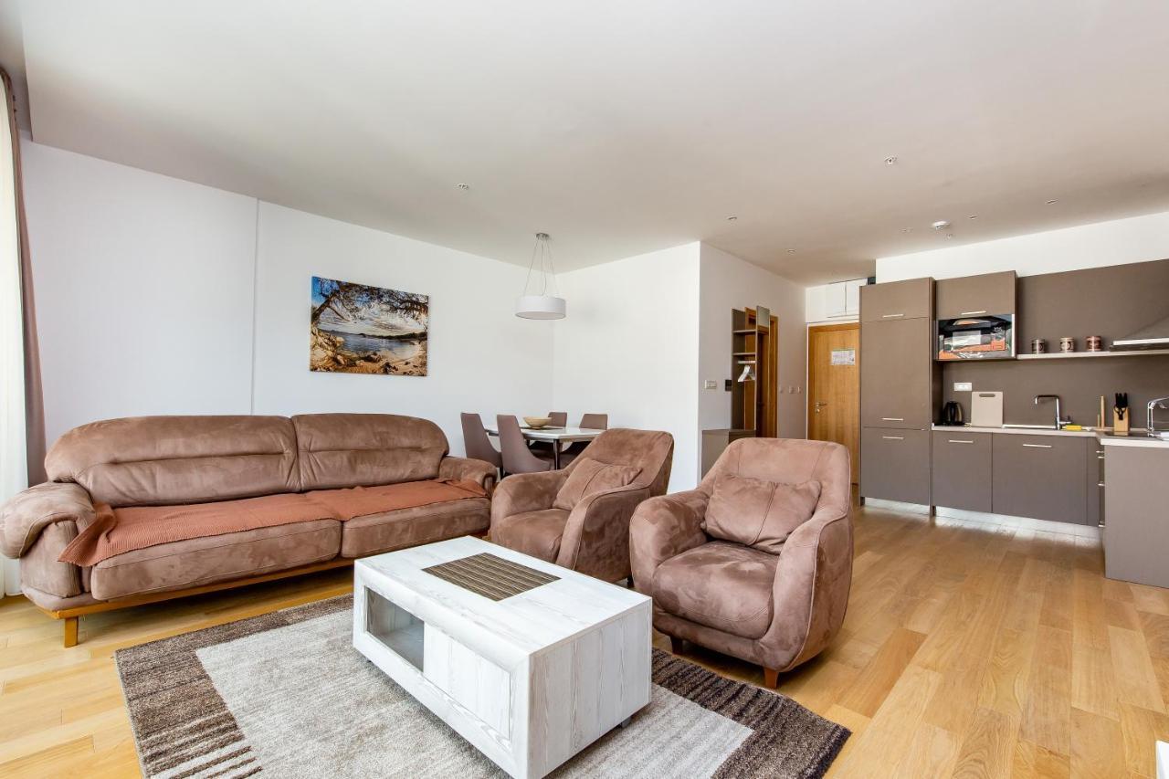 Apartments Lora In Apart-Hotel Budva Kültér fotó