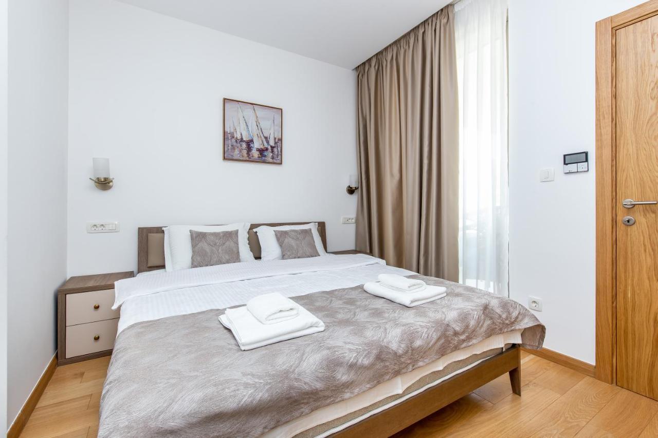 Apartments Lora In Apart-Hotel Budva Kültér fotó