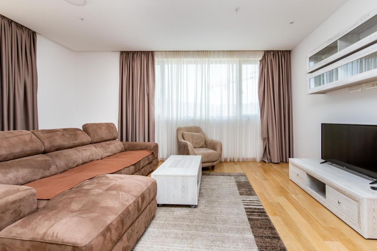 Apartments Lora In Apart-Hotel Budva Kültér fotó