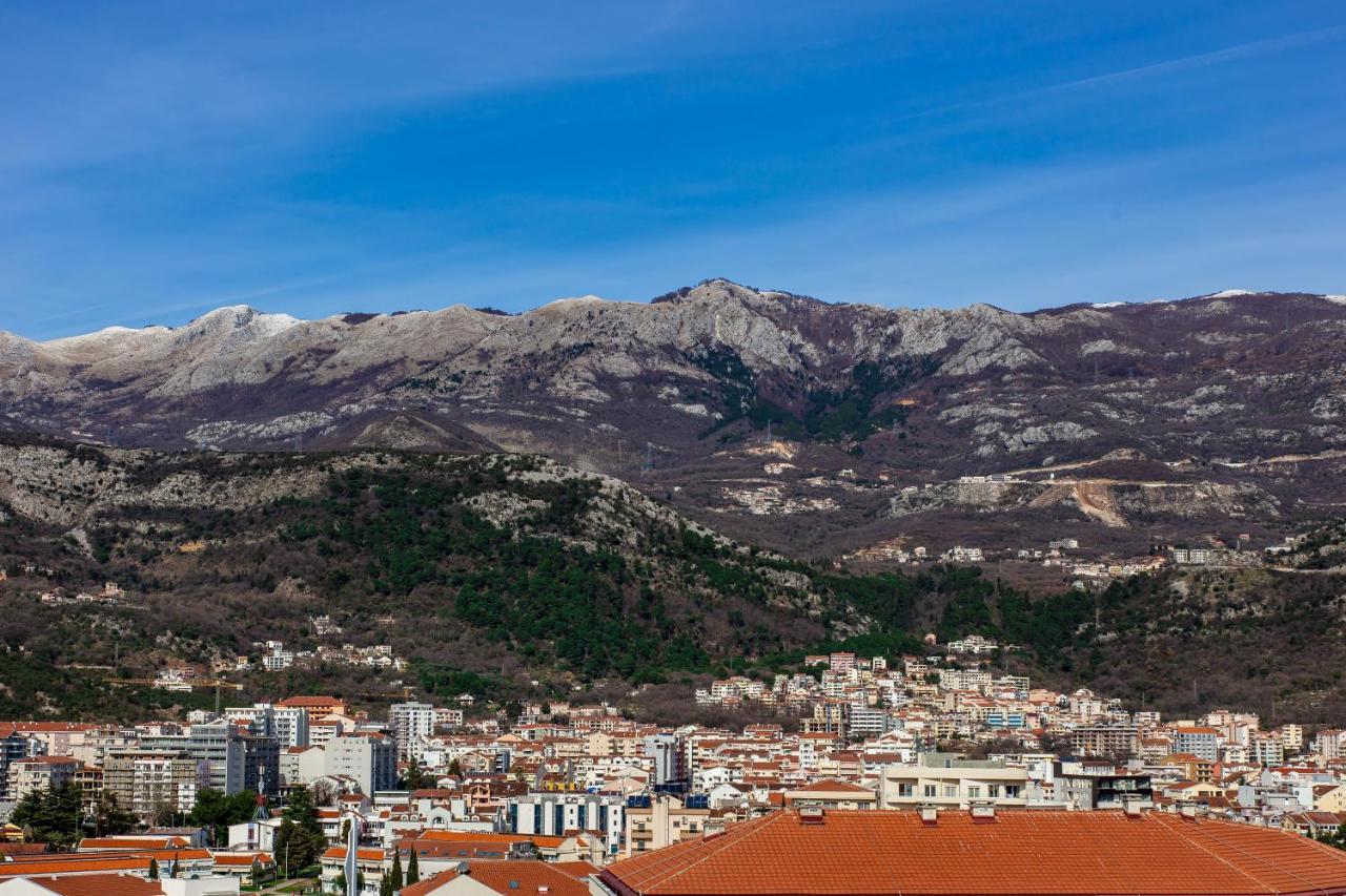Apartments Lora In Apart-Hotel Budva Kültér fotó