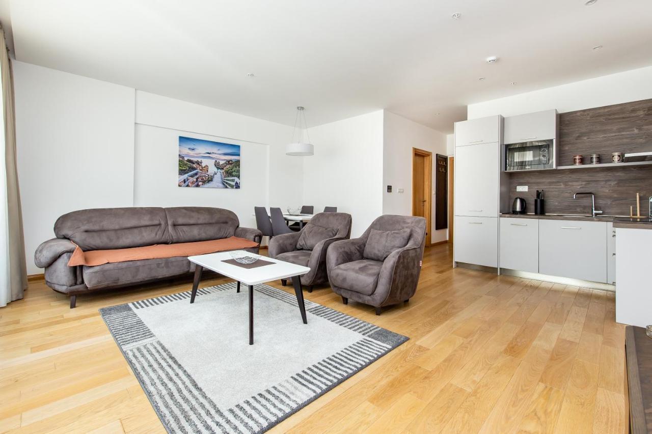 Apartments Lora In Apart-Hotel Budva Kültér fotó