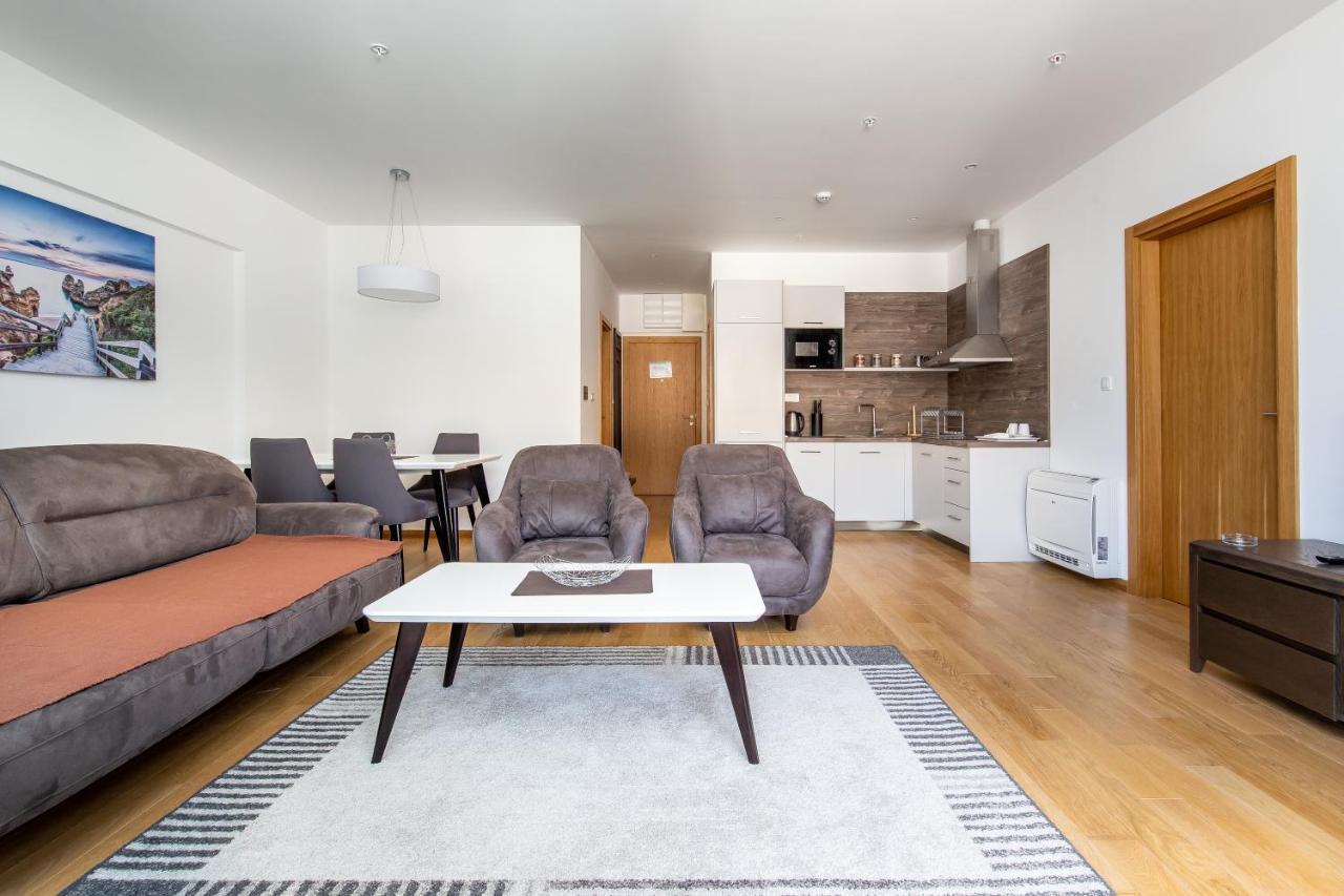 Apartments Lora In Apart-Hotel Budva Kültér fotó