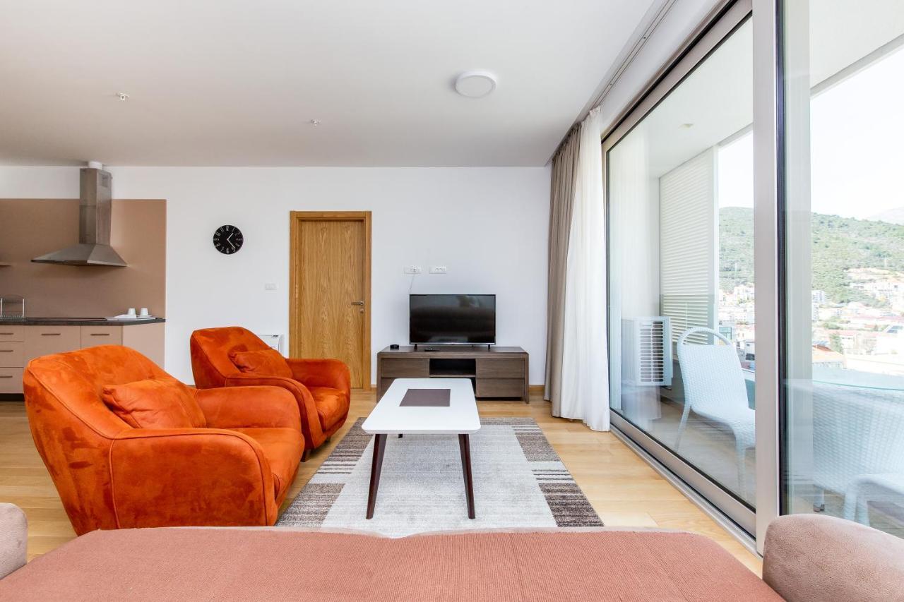 Apartments Lora In Apart-Hotel Budva Kültér fotó